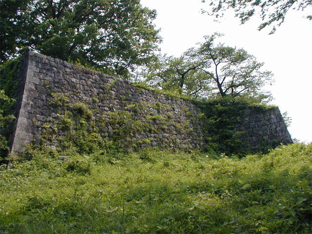 村上城・本丸隅櫓跡の写真