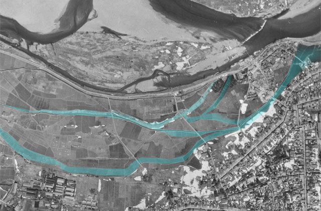 1947年の米軍航空写真に見る塩町裏川の痕跡